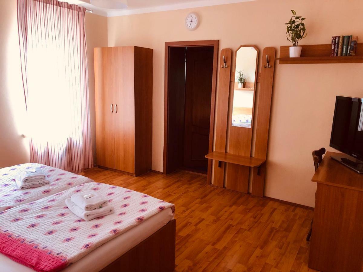 Penzion Relax Kadan Kadaň Exterior foto